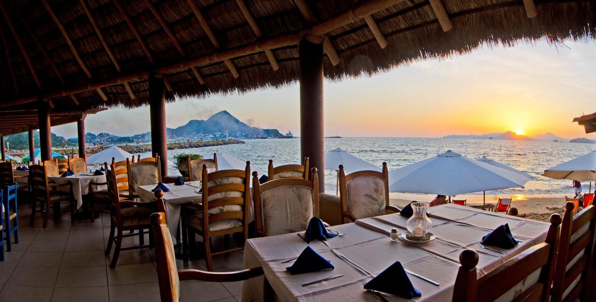 Hotel Marina Puerto Dorado Manzanillo Exterior photo